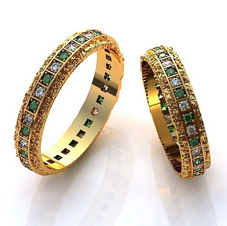 Обручальное кольцо из желтого золота с бриллиантами и изумрудами 1246Е - заказать в мастерской Петроголд